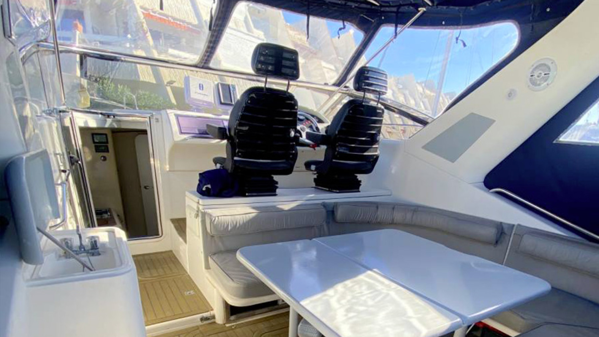 RIVIERA - PRINCESS 32 à vendre